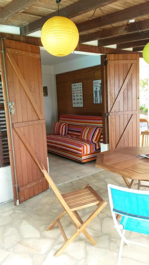 Kay Zanndoli Apartment La Trinite Ngoại thất bức ảnh